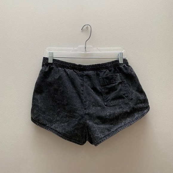 American Apparel -  Denim Dolphin Shorts - Picture 3 of 5